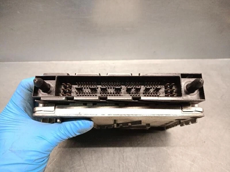 08627757A centralina motore per VOLVO XC70 I CROSS COUNTRY (295) 1997 5350386 - Immagine 3 di 4