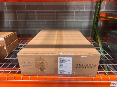 NEW IN BOX Juniper QFX5220-32CD-AFO 32X400G 1U AC AFO 1YR WARRANTY
