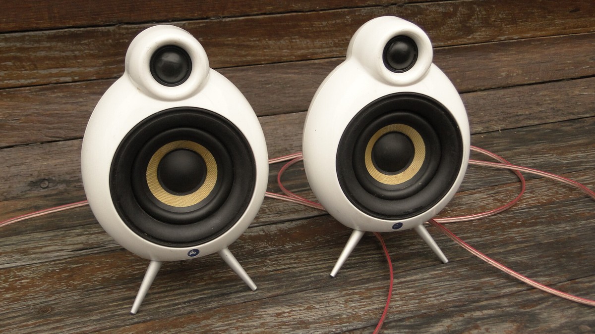 High End Scandyna MIcroPod Stereo Bluetooth Speaker System Made In