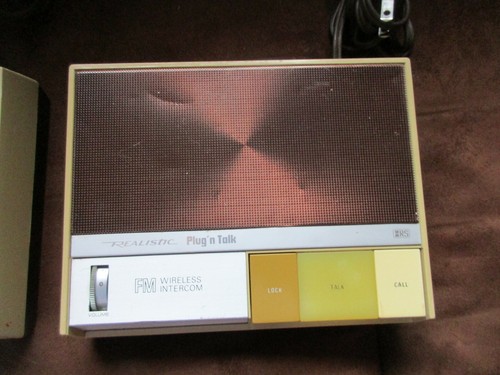 Realistic Plug N Talk Fm Wireless Intersom System 2 Station Model #43-212B - Picture 3 of 9