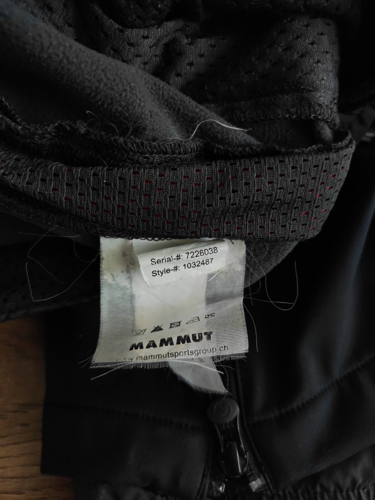 MAMMUT SOFtech Mens Ski Softshell Black Navy Pant… - image 10