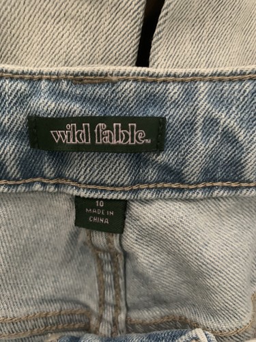 Wild Fable Blue Super High Rise Distressed Curvy Mom Tapered Jeans Size 10/30 - Picture 7 of 8