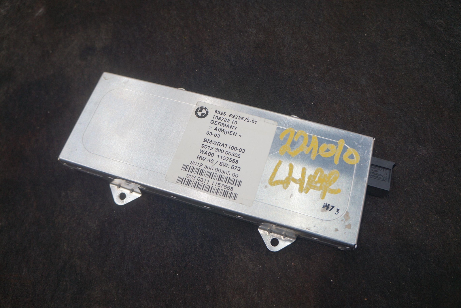 Rear Antennta Amplifier Control Module 65256933575 OEM Rolls Royce Phantom 2004