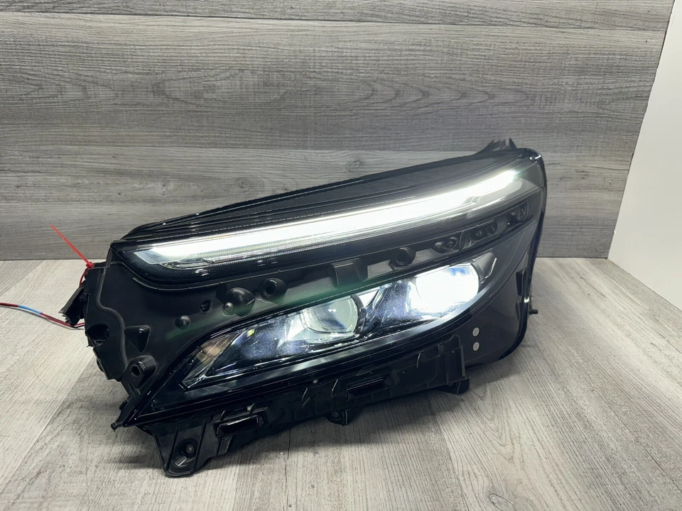 Faro LED completo izquierdo conductor Chevrolet Equinox 2022-2023 con pestañas rotas ((EE Foto 2 de 4