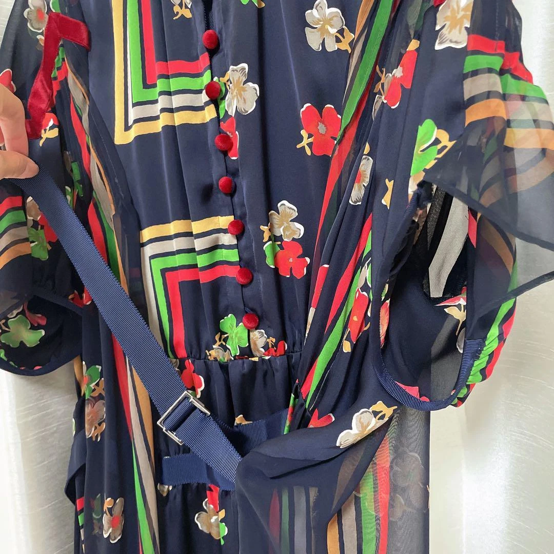 Abito usato Sacaia stampale flore pezzoa manic corta donnaa t Solto molt