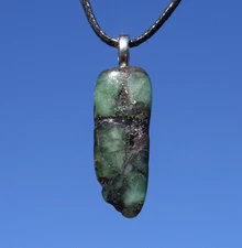 Polished Natural Emerald Free Form Stone Crystal Pendant Necklace