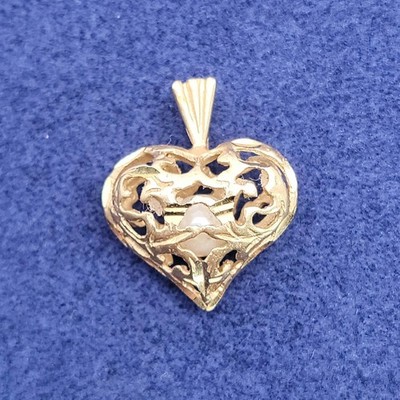 Vintage 14k Gold verzierter aufgeblähter Herz Anhänger mit Käfigperle