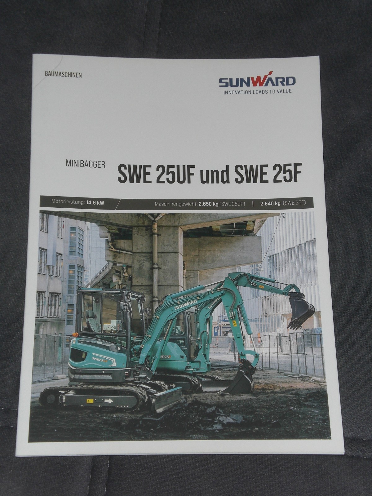 SUNWARD Minibagger SWE25UF Prospekt ( 26216 )