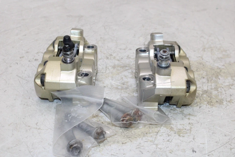 2011 APRILIA DORSODURO 750 OEM RIGHT LEFT FRONT BRAKE CALIPER SET PAIR CALIPERS - Image 4 of 4