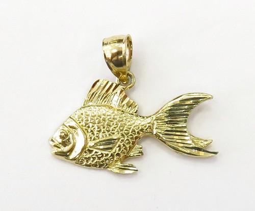 14k Yellow Gold Diamond Cut Betta Fish 