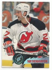 SCOTT NIEDERMAYER 1995-96 STADIUM CLUB CARD NM-MT CONDITION