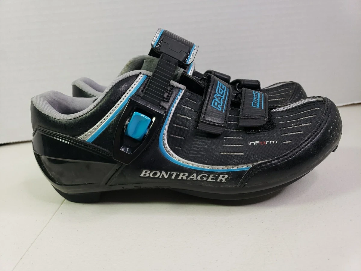 Chaussures de VTT, marque Bontrager, Flatline. Couleur noire, verte ou grise - onVeló cycling