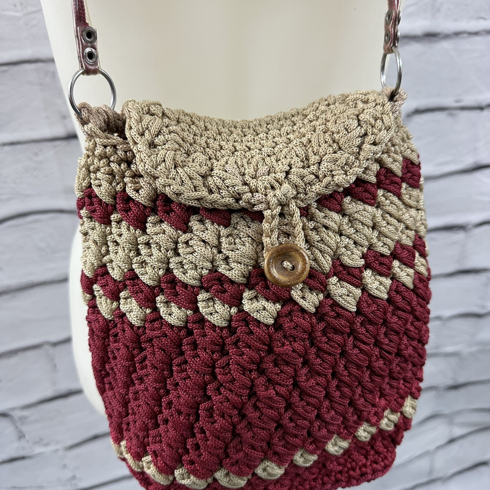 Vintage Macrame Bucket Bag Button Loop Closure Su… - image 3