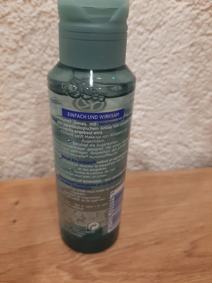 Yves Rocher Pur Bleuet Milder Augenmake-up Entferner mit Bio-Kornblume 100ml - Bild 2 von 4