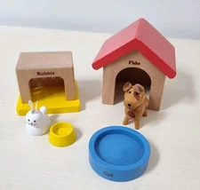 Hape Pet Set Dollhouse Pieces Dog, Bunny with Houses 6 Pieces