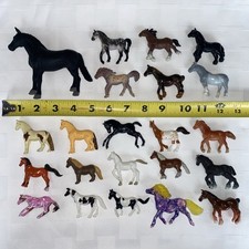 Lot of 22 Horse Figures Some Vintage Various Sizes Breyer, Safari,  others