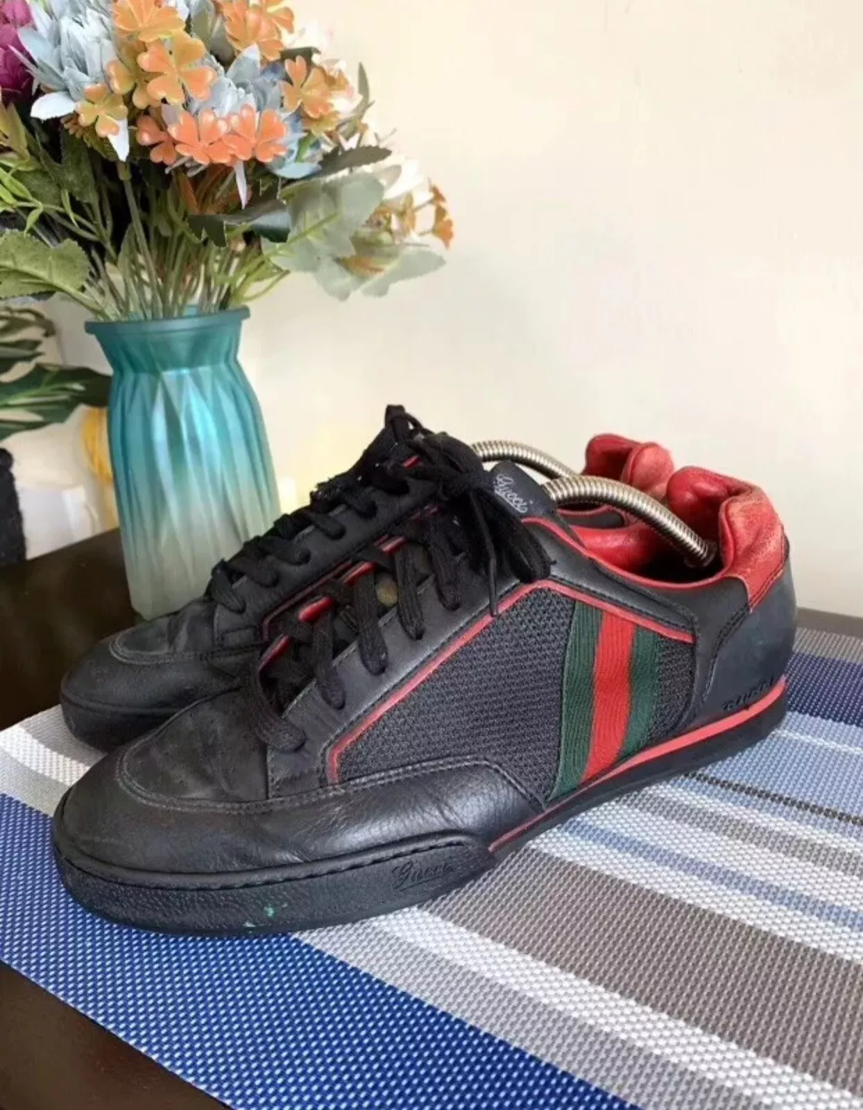 Baskets basses Gucci noir/rouge maille tissu et cuir vintage tennis web US 6