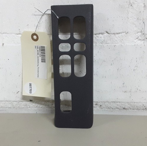 Mercedes-Benz W168 Verkleidung Fensterheberschalter PDC Schalter 1686831408