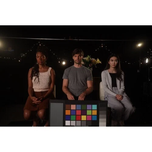 Tiffen Antique Satin Filter (4 x 5.65", Grade 1/4 Diffusion) W4565ASATIN14 - Image 2 of 4