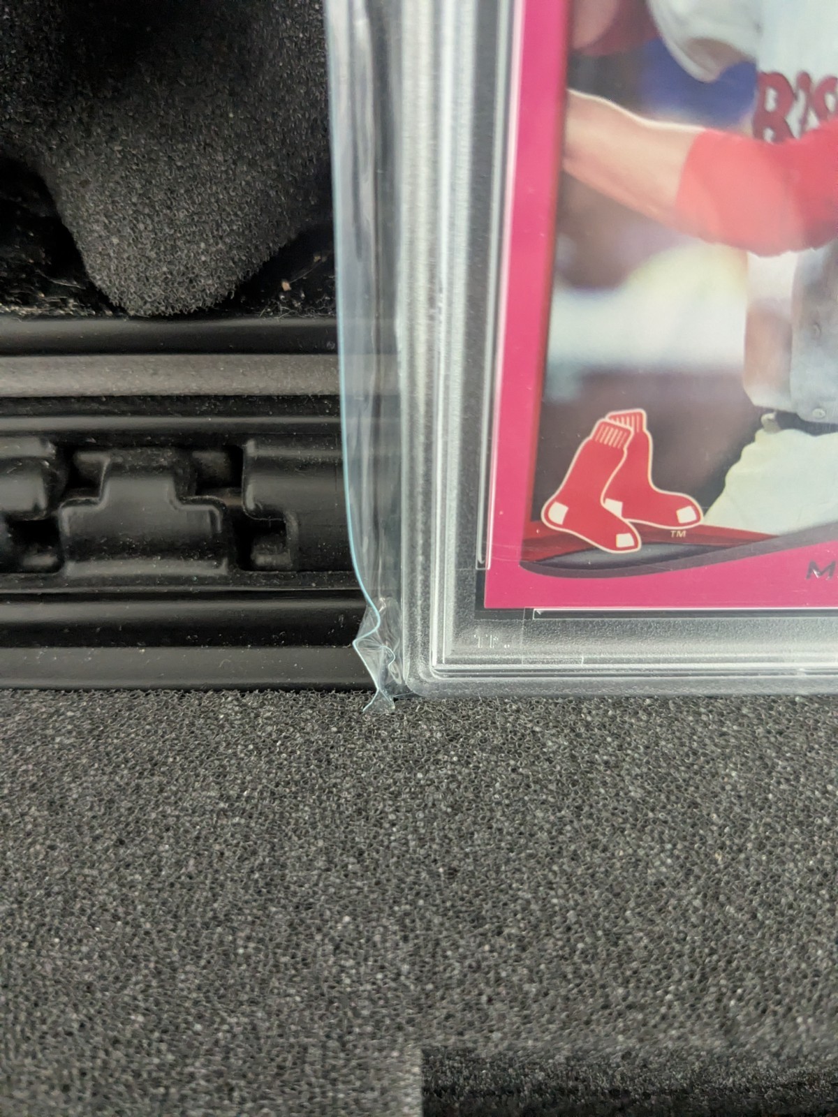 2014 Topps Update US26 Mookie Betts Pink Refractor #/50 PSA 9 view 5