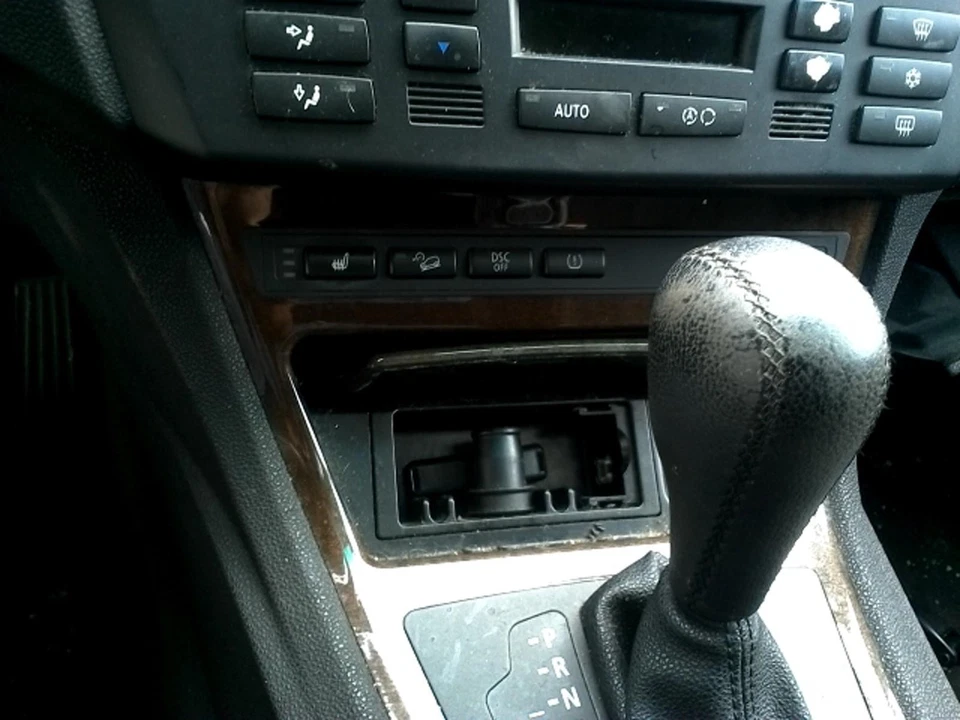 Alternador usado compatible con: BMW X3 2005 140 amperios motor M56 265S6 SLEV grado A Foto 2 de 4