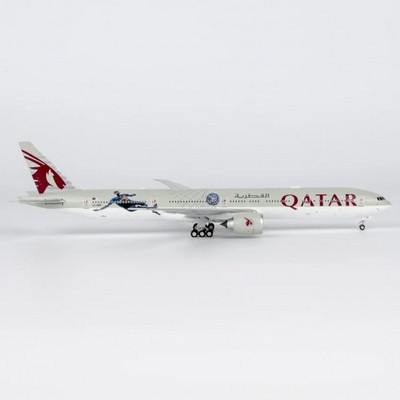 NG Model Boeing 777-300ER Qatar ''Paris Saint Germain'' A7-BEK 1:400 Modellflugzeu