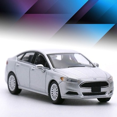 596 Model 1:64 Ford Fusion PL Interceptor - Silver Diecast Metal Car Model