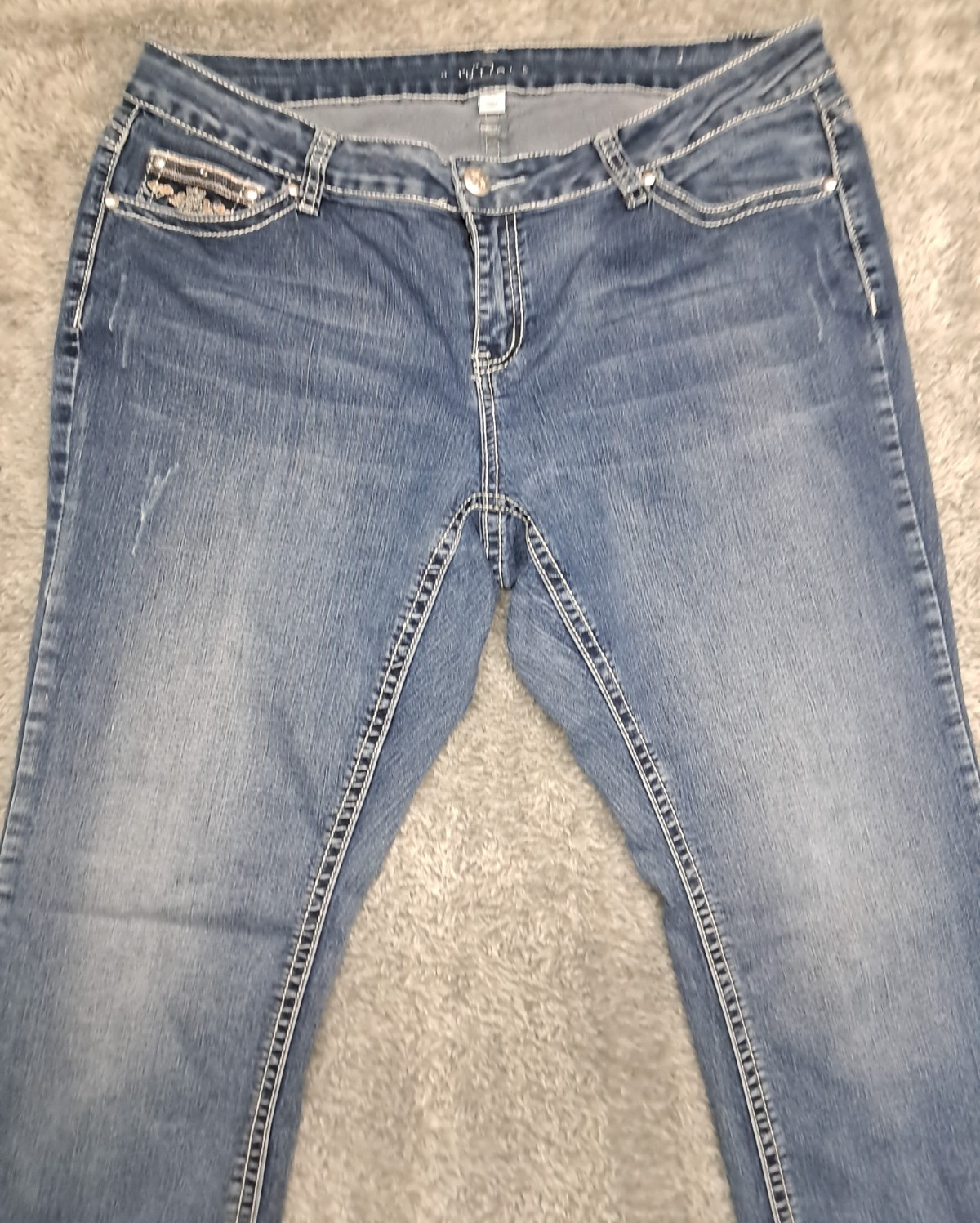 Picture 3 of 13