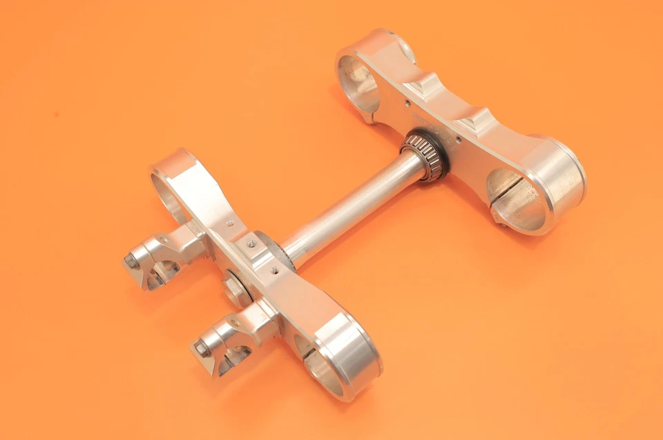 05-09 KTM 300 XC 300XC 2006 Juego de abrazaderas de árbol triple vástago de dirección horquilla soporte corona Foto 3 de 4