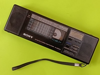 Sony WA 8000 MK II Walkman Cassette player Radio works / with case