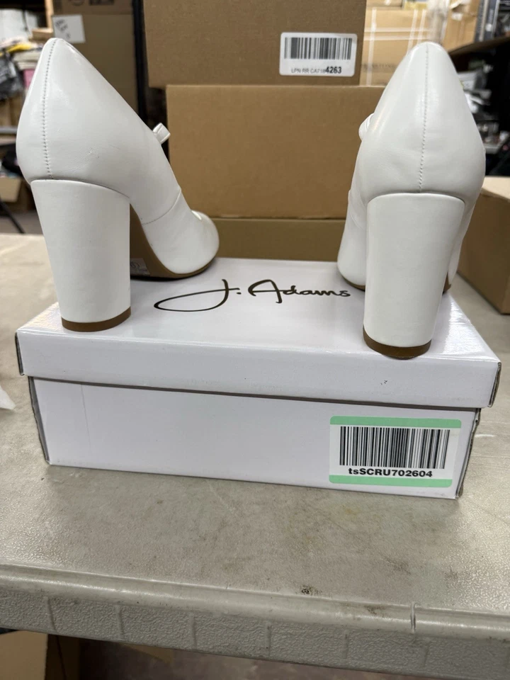 Zapatos de tacón J. Adams Skippy Mary Jane negros 9 correa para el tobillo tacones gruesos brillantes Foto 2 de 4