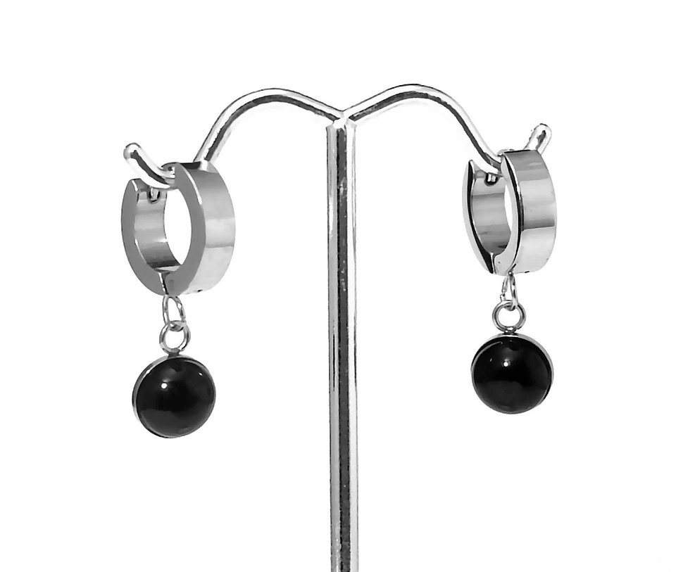 Pendientes de aro Huggie semipreciosos de ágata negra de acero quirúrgico hipoalergénicos Foto 3 de 3