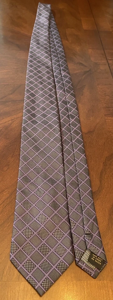 Alexander Julian Colores Púrpura Hecho a Mano 100% Poliéster Hecho en China Foto 3 de 4