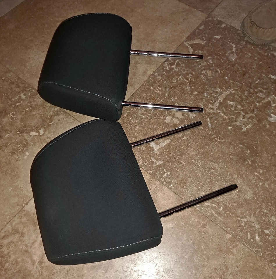 2015-2018 Ford Focus Front Seat Cloth Head Rest Set of 2 Black 2016 2017 Foto 3 de 4