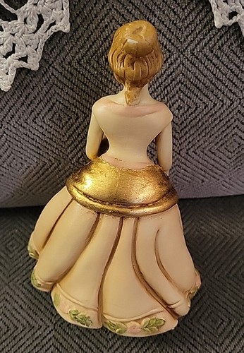 Statuetta Vintage Capodimonte Donna Portafiori Made In Italy - Foto 2 di 8