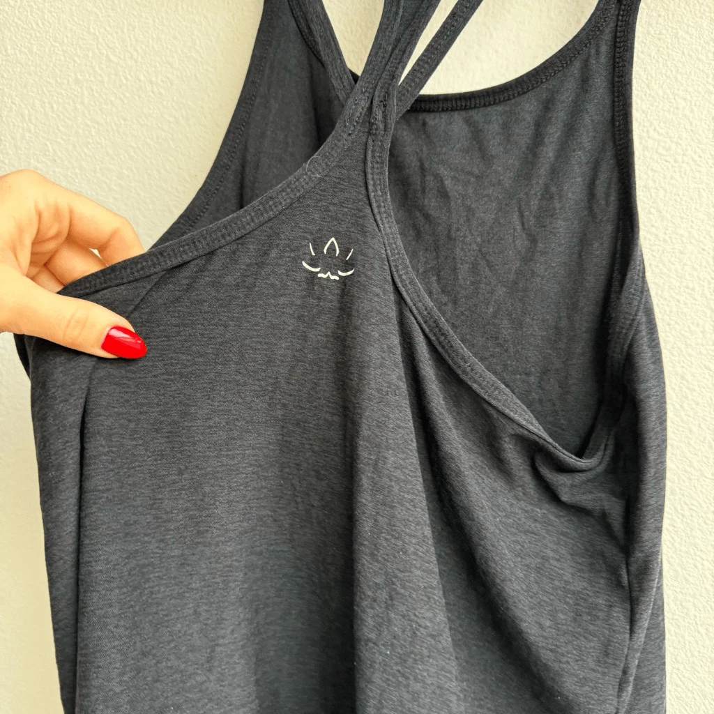 beyond-yoga weekend traveler strappy relaxed loose fit tank-top