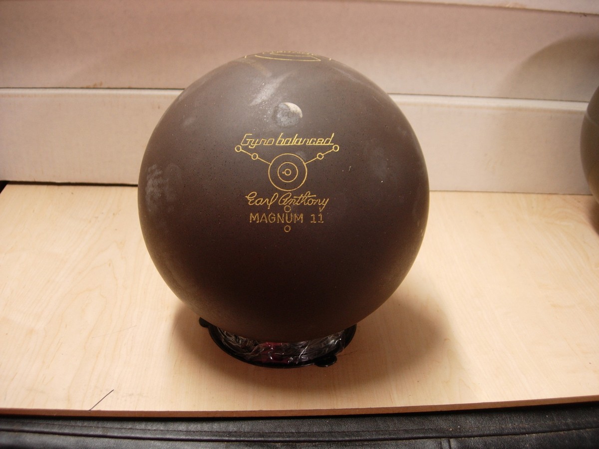 g7 16=15lb 15-1/2oz TW 3-3/8 Ebonite 1982 MAGNUM 11 Bowling Ball