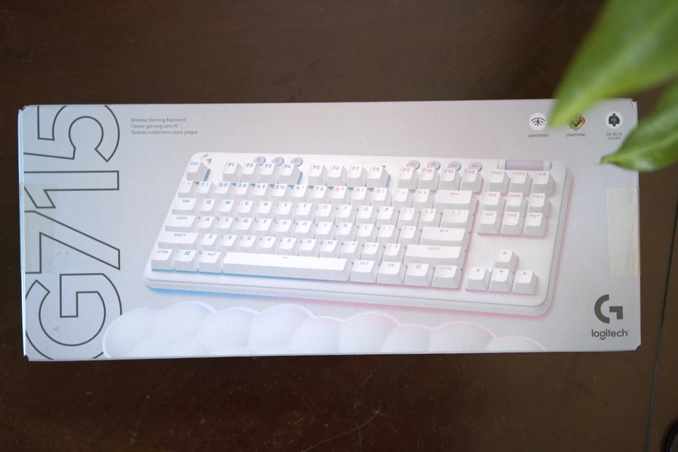 BRAND NEW SEALED Logitech G715 Clicky Switches with Palm/Wrist Rest - Image 2 of 4
