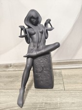 Royal Copenhagen Sternzeichen Waage  Frau Libra Christel Figur , Schwarz