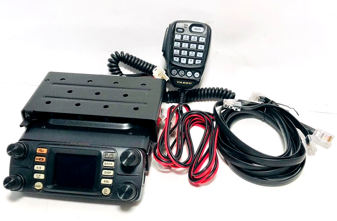 ヤエス アマチュア無線機 FTM-300DS(20W) 八重洲無線 アマチュア無線 FTM-300DS C4FM/FM 144/430MHzデュアル