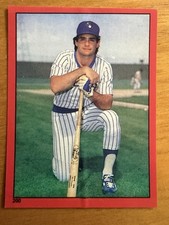 1982 TOPPS STICKERS 200 PAUL MOLITOR Outfield Baseball Vintage