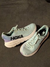 USED women size 9 Hoka One One Rincon 3 performance sneakers