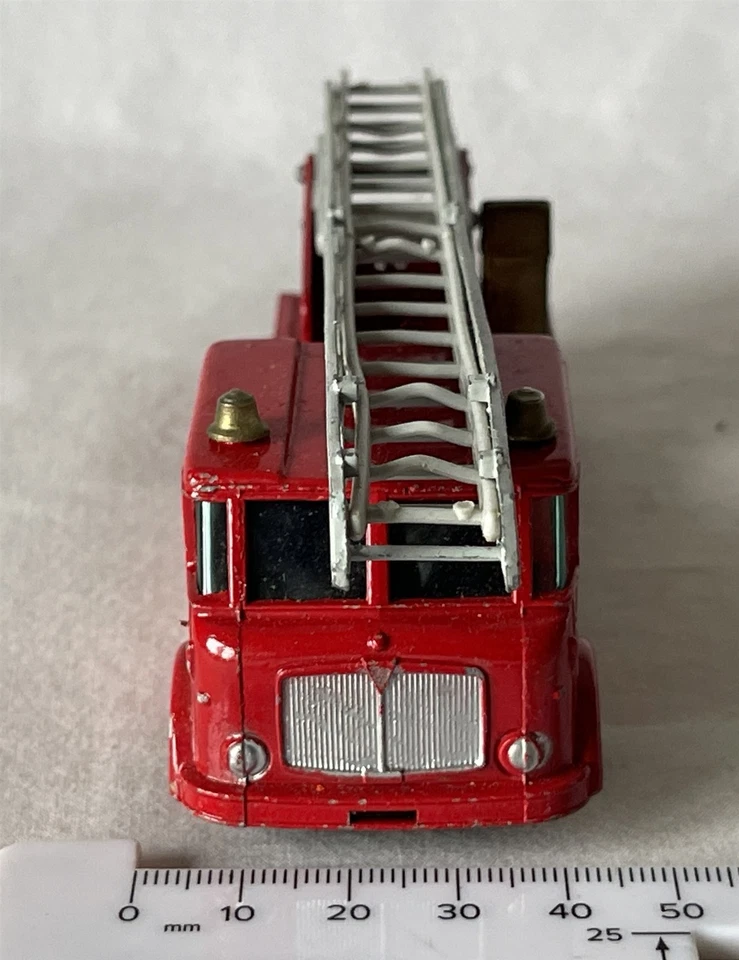 REPUESTOS REPARACIONES Coche de Juguete Vintage MATCHBOX King Size Merryweather Fire Engine 15 Foto 2 de 4