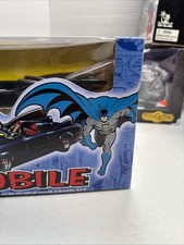 Johnny Lightning 1:24 - Maquette Métal Batmobile Noire - Réf 6903 - Occasion