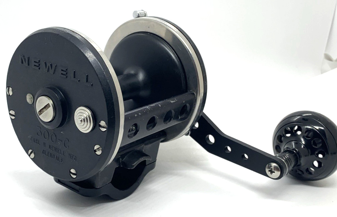 Newell 300-C With Power Handle Conventional Fishing Reel Wide Made In USA