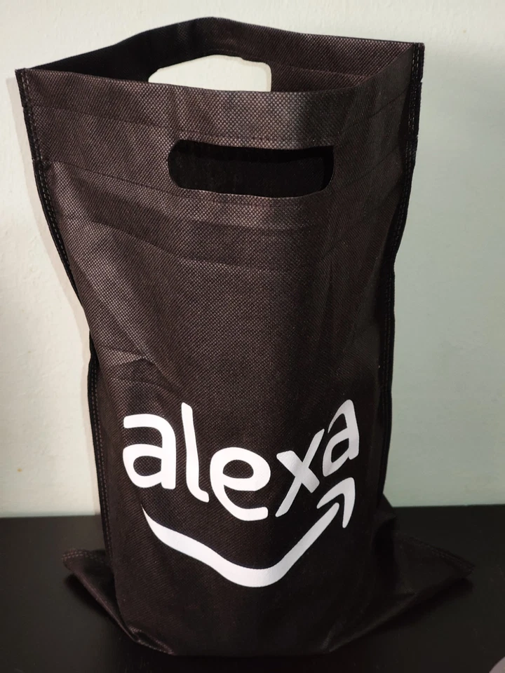 Echo Studio + Cable Óptico De Regalo. Impecable. Embalaje Original - Imagen 3 de 4