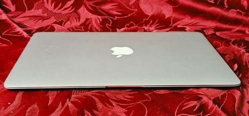 Apple MacBook Air A1466 (mi-2012)- i5@ 1,8GHz - 13" - 256 Go SSD+4 Go RAM - Photo 14/21