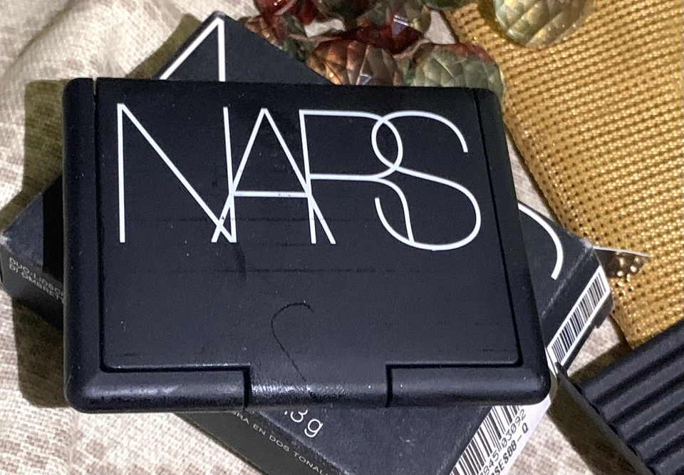 NARS Eye Shadow Duo Mad Mad World Blue/ Aqua 0.11 oz NIB - Image 3 of 4