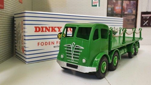 Dinky 905 Foden 8x4 Flat Lorry Truck inc Chains S18 Diecast Scale Model Toy BNIB - Picture 1 of 6