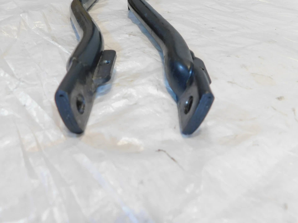 BMW R1150GS R1150R & R1100GS R1100R R1100RT Engine Motor Mount Hanger Brackets - Imagem 4 de 4